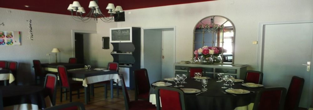 Le Victor Hugo - Hotel Et Restaurant - Logis Hotels Saint-Céré Eksteriør bilde